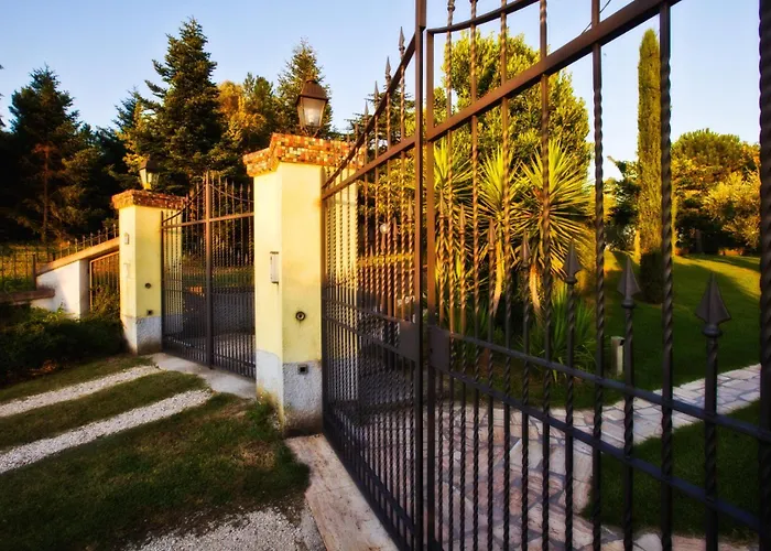 Le Querce 招待所 菲亚诺罗马诺